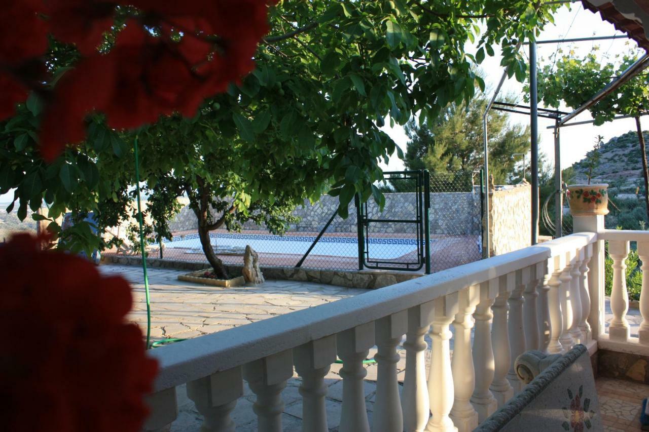 Villa Caramelo Кастріль Екстер'єр фото